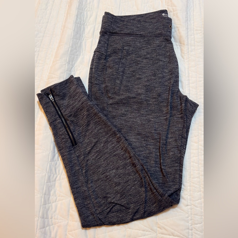 Athleta Women Performance Jogger Pants Gray Sz Small Zip Hem Stretch